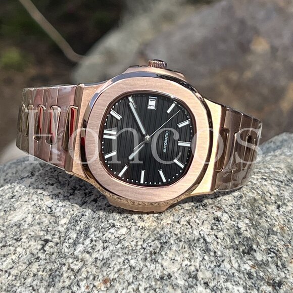 Rose Gold and Black Nautilus want to be Watch with nh35 movement 5711R